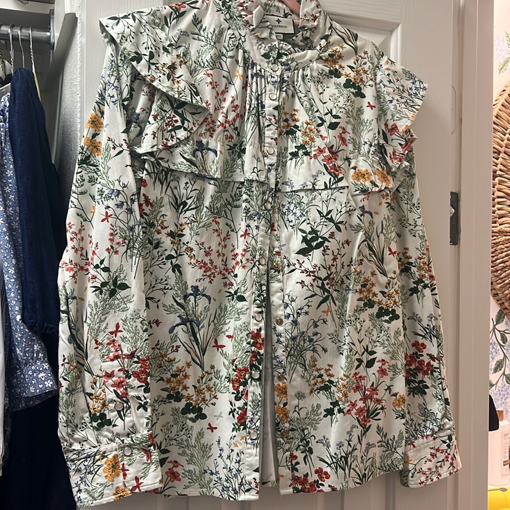 Flowe tnuck short